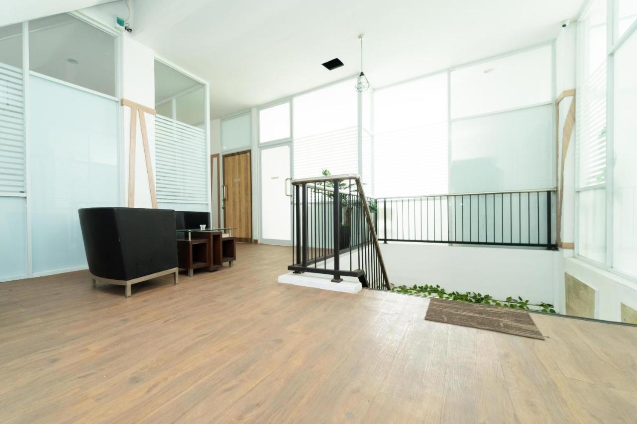 Koolkost Syariah Near Grand Kota Bintang Hotel Бекаси Екстериор снимка